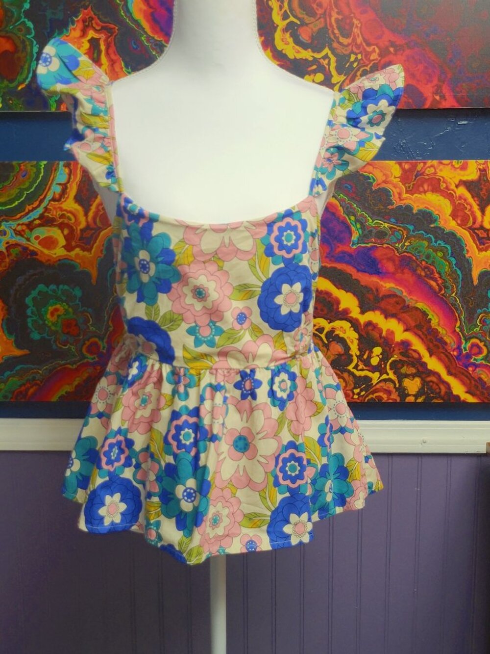Fore ~ Sz M ~ Ruffle Spaghetti Strap Top ~ Excellent Condition
